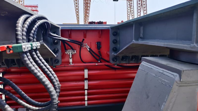 Multi-axle heavy transport — beam carriers up to 224 wheels